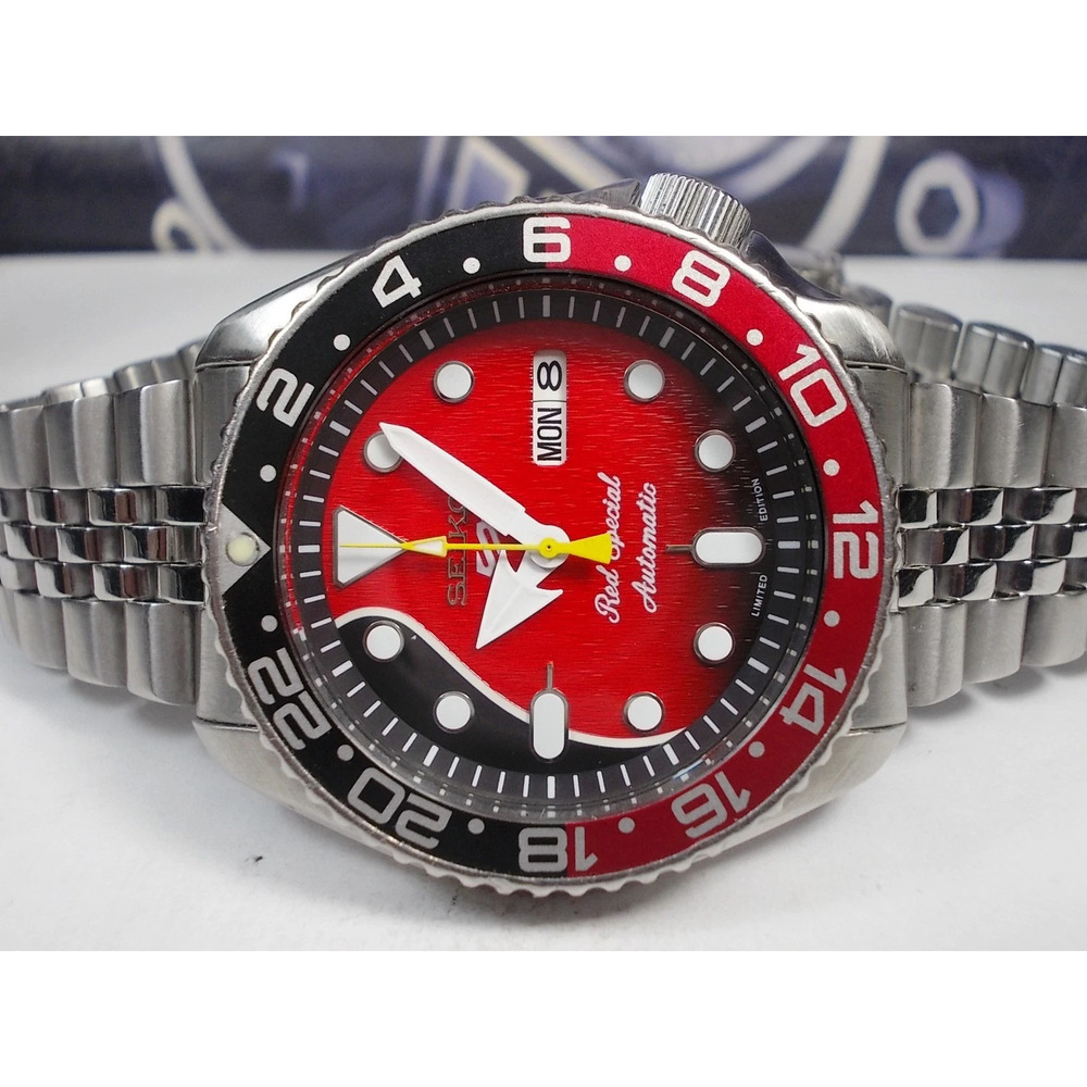 SEIKO SCUBA DIVERS SKX007 AUTO MENS WATCH 7S26-0020 'RED SPECIAL' (SN 763394)